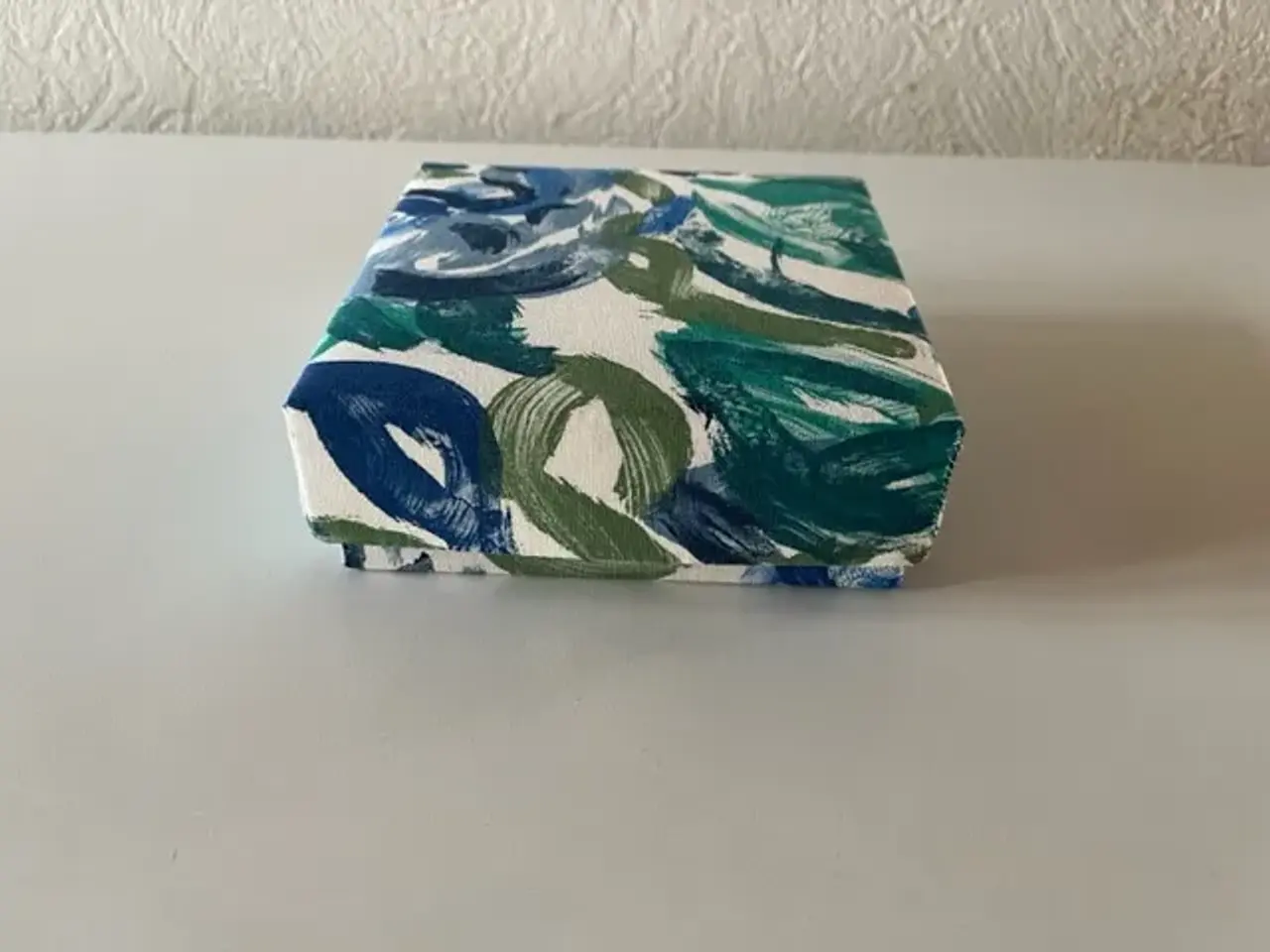 Billede 2 - Æske syet i patchwork