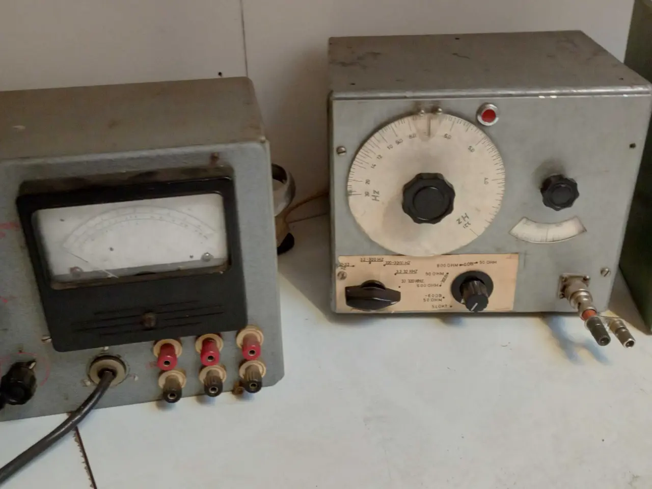 Billede 1 - Gamle elektroniske måle apperater