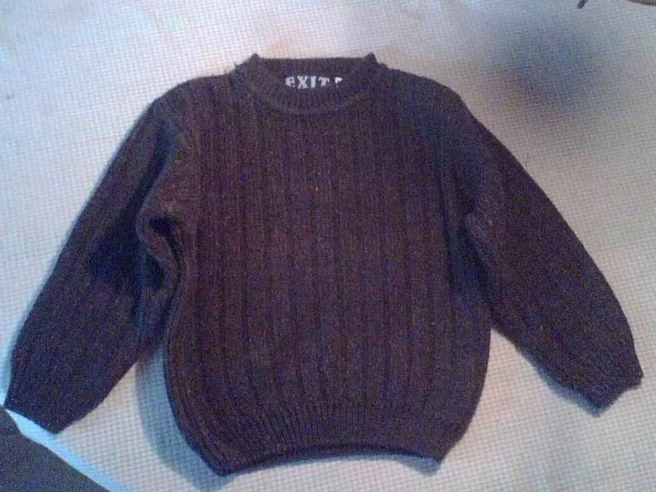 Billede 1 - Strik, sweater, mrk. Exit