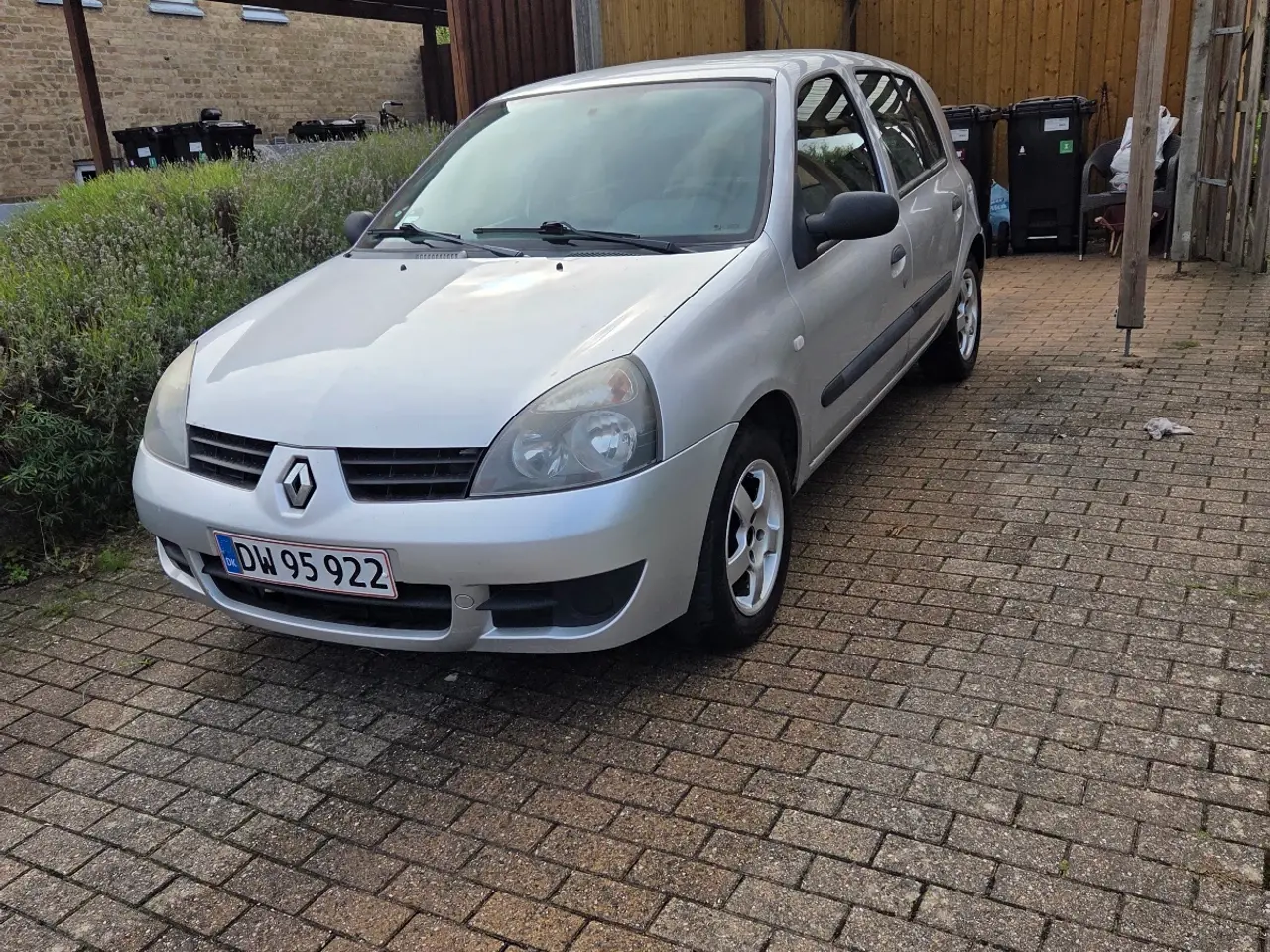 Billede 1 - Renault clio storia