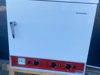 Termaks laboratorie ovn