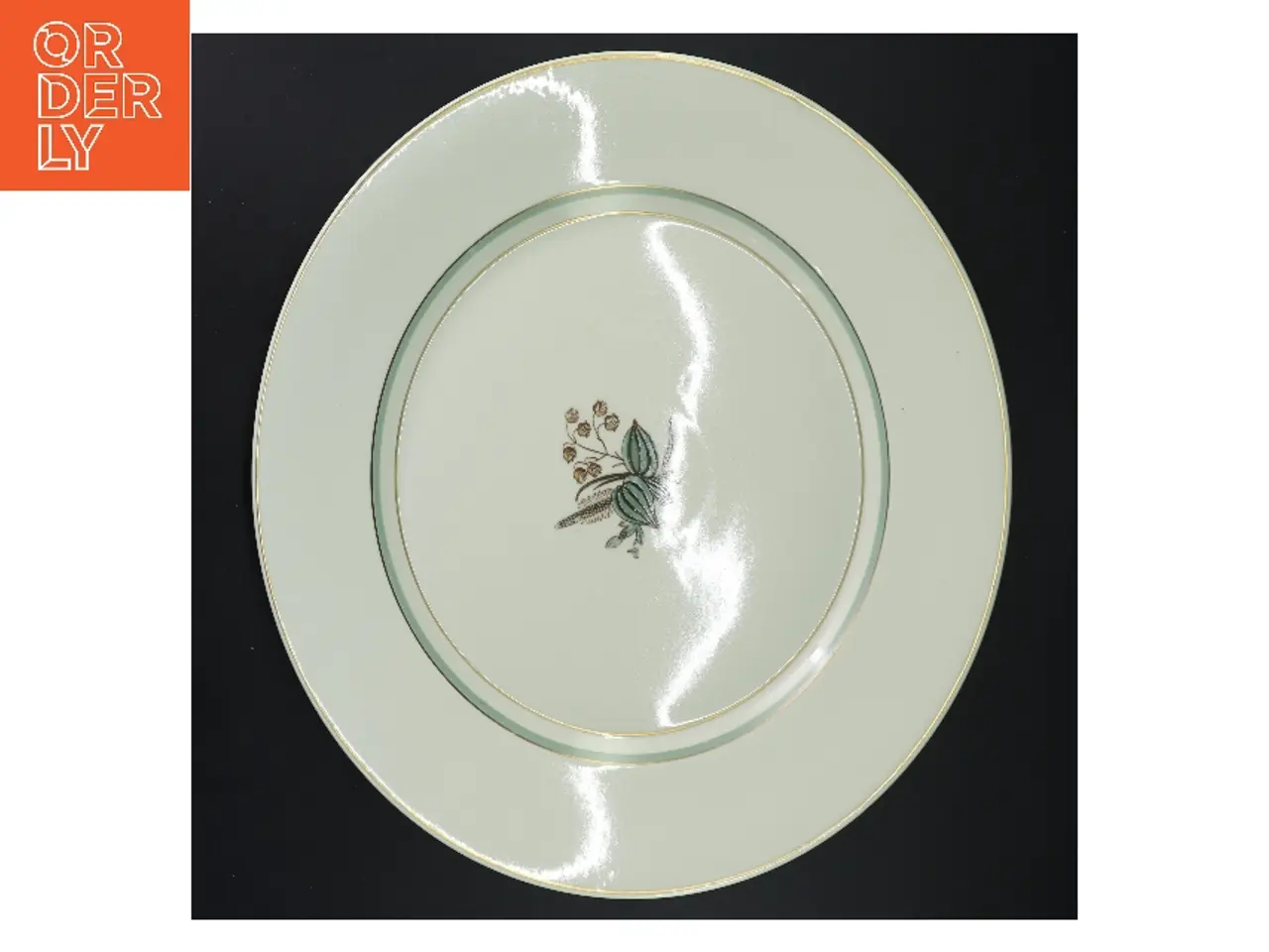 Billede 1 - Hjertegræs stel Dekorativ serveringsfad fra Royal Copenhagen (str. Ø 34 cm)