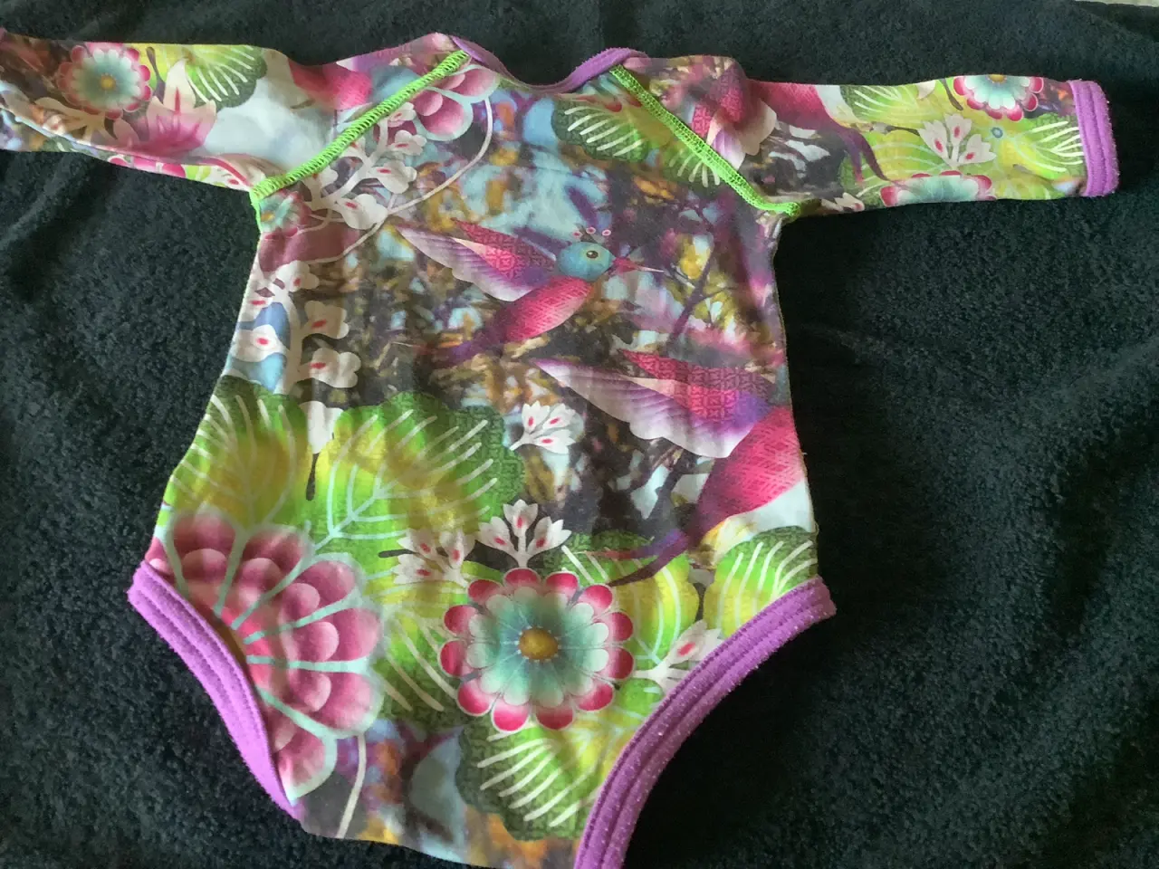 Billede 4 - Helt ny Molo body str. 56 pige