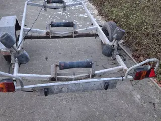 Bådtrailer, Variant 450VA med papirer sælges.