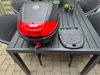 Givi Topbox 30 liter