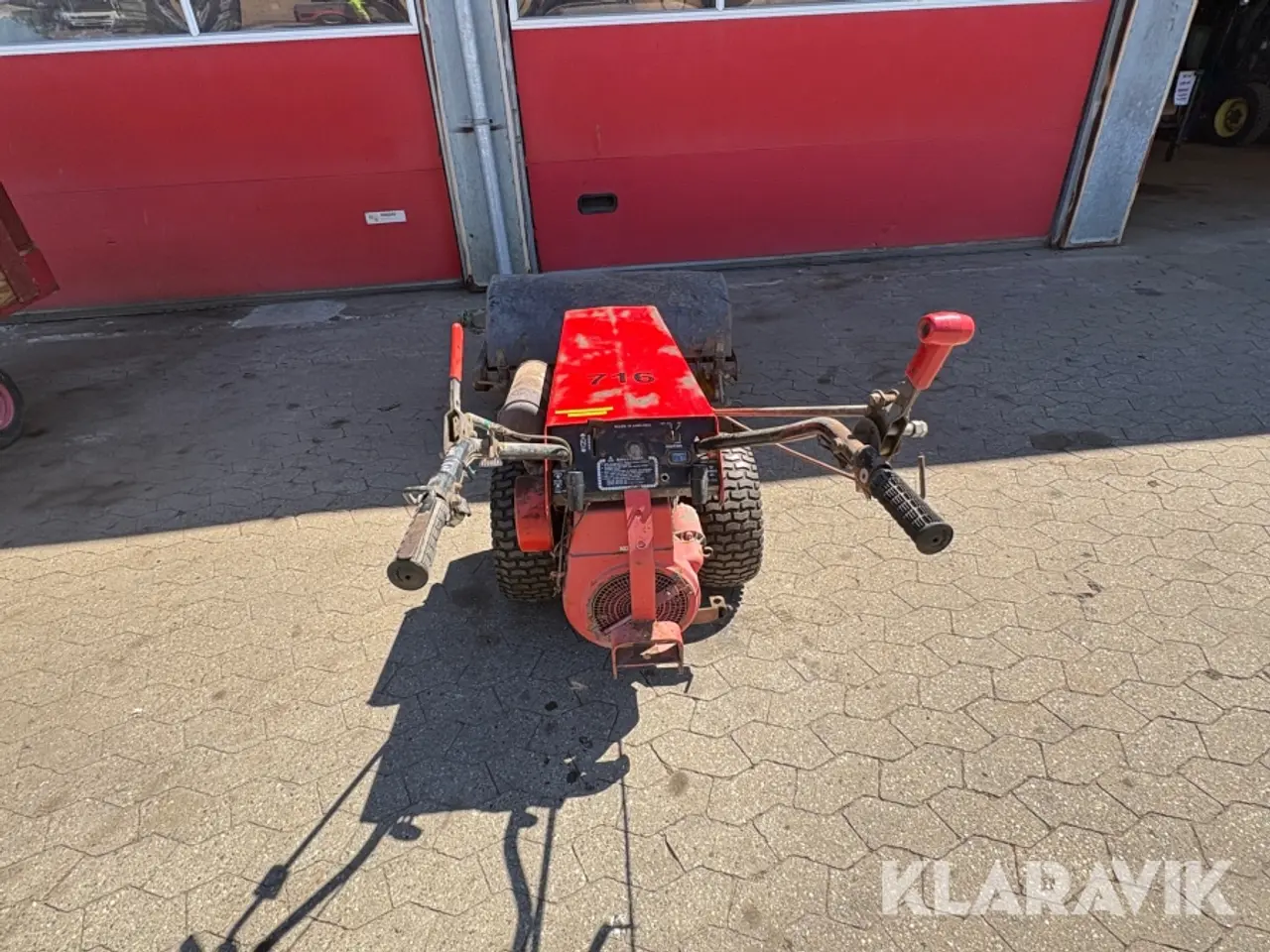 Billede 5 - 2 hjulet traktor med kost Gravely 12