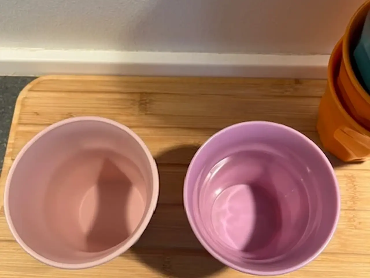 Billede 7 - Farverige Melaminkopper (8 store og 2 små)