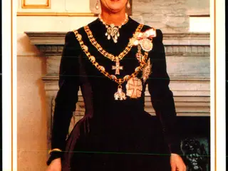 Dronning Margrethe II - Agenda  I P - 12x17 cm. - Ubrugt
