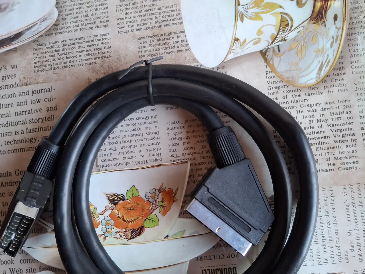 Billede 4 - Scart Kabler + Scart-Adapter IN/OUT + Scart Switch