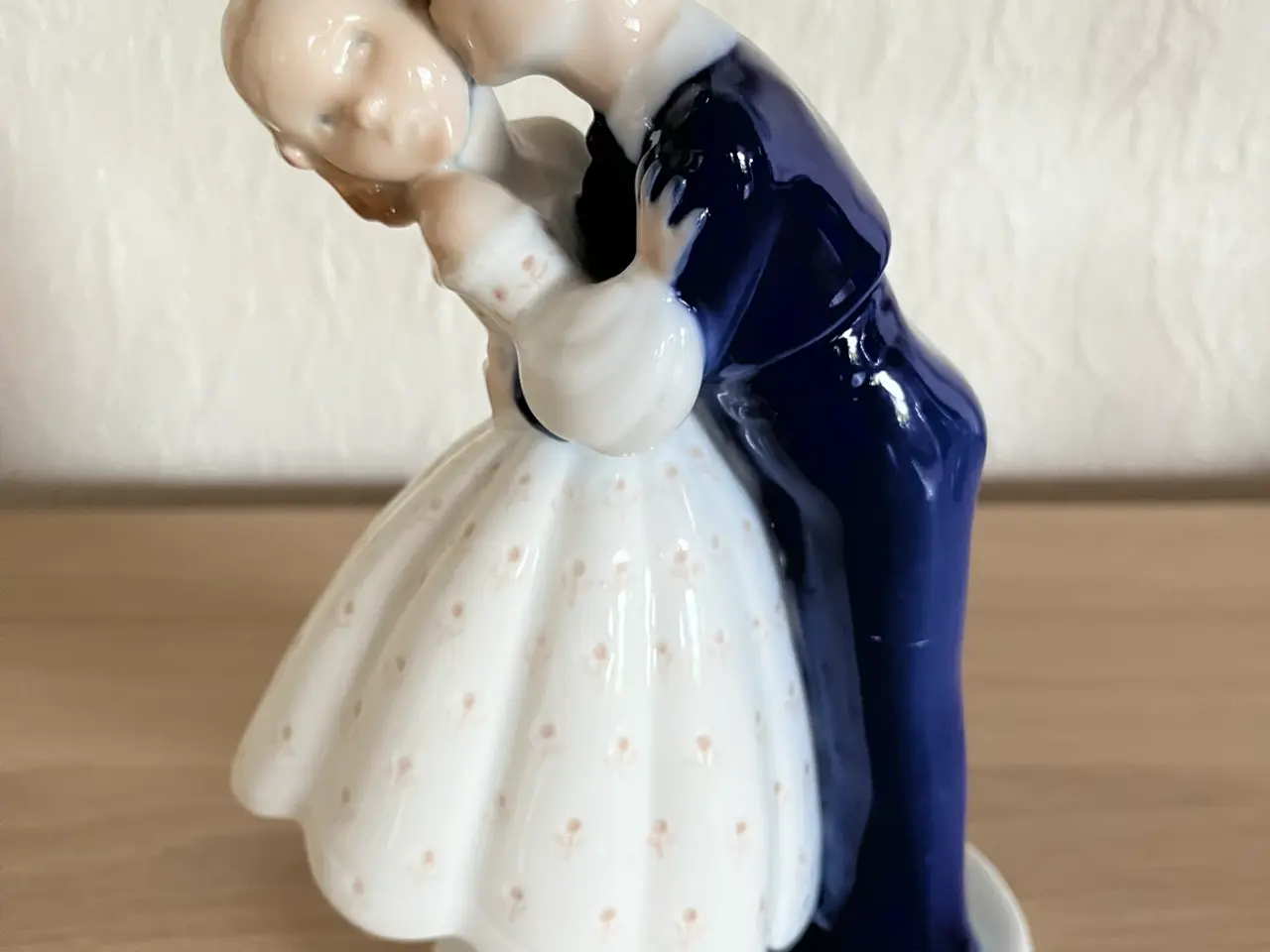 Billede 1 - Figur fra Bing &Grøndal