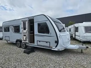 Knaus SÜDWIND Scandinavian Selection 650 UDF - FORÅRSTILBUD SPAR 28.888 NU 396.492.-