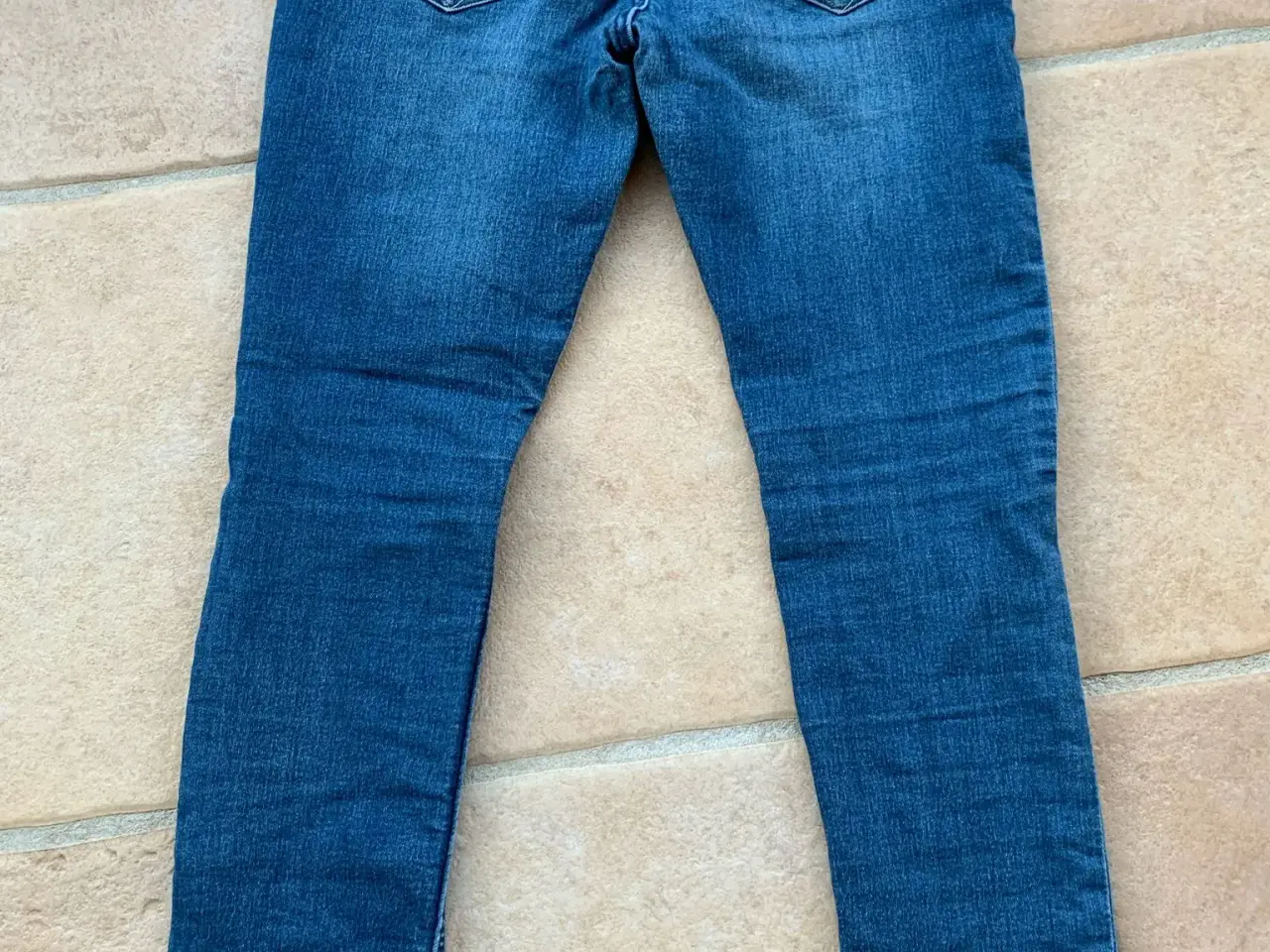 Billede 2 - H&M jeans str. 152