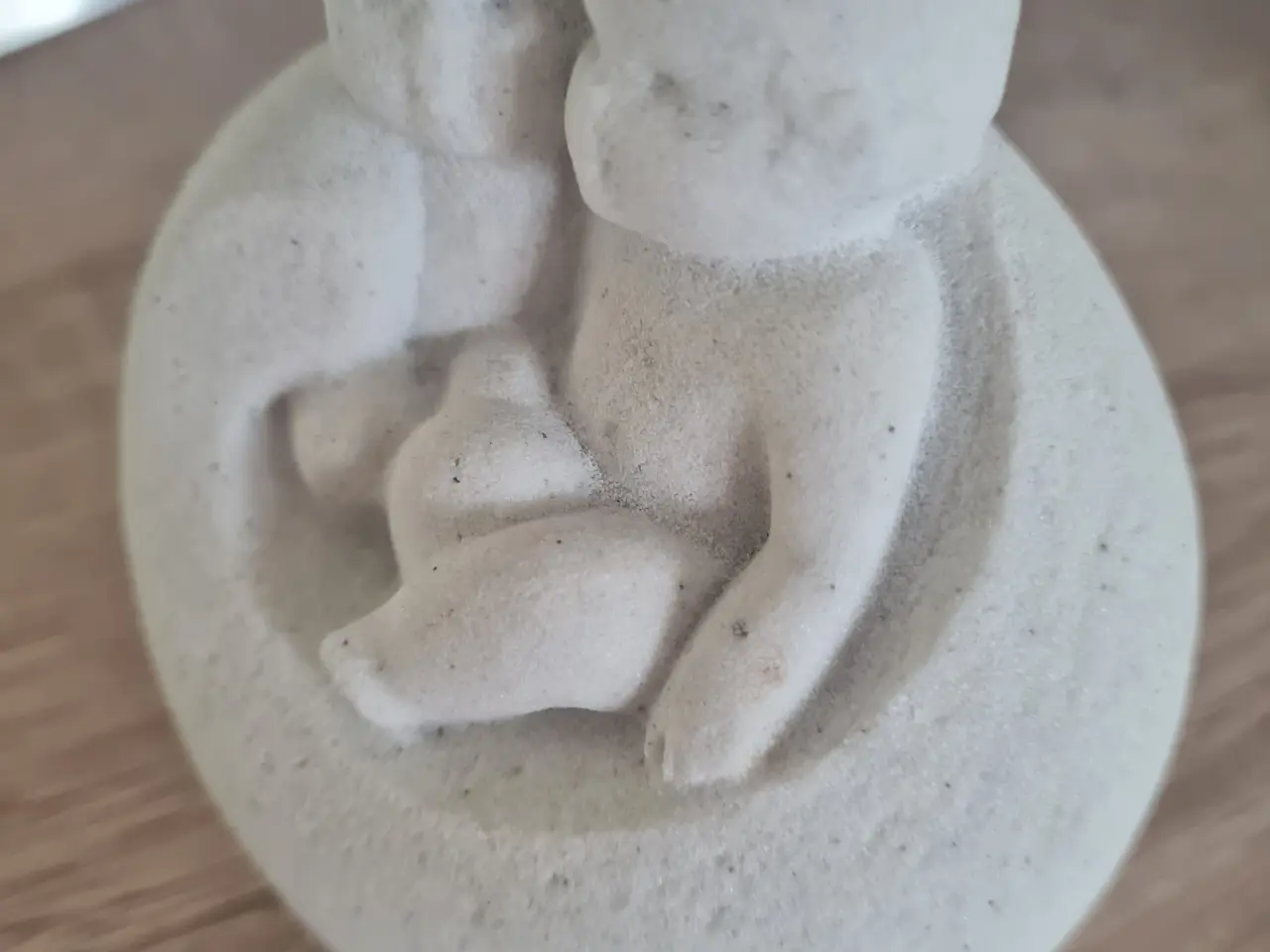 Billede 3 - Sten figur af 2 børn