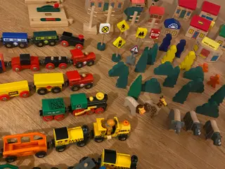 Kæmpe BRIO togbane med masser af tilbehør