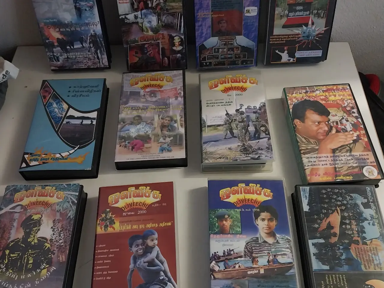 Billede 1 - Indiske film. VHS. 12 stk