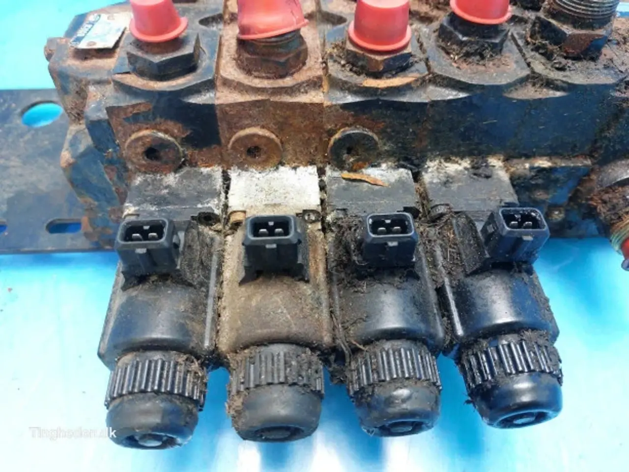 Billede 16 - New Holland FX38 Ventilblock 84043951