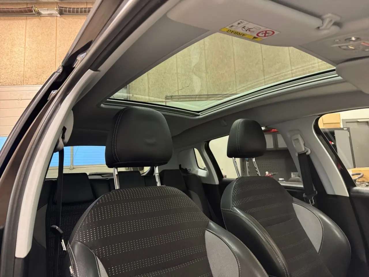 Billede 17 - Peugeot 2008 1,6 BlueHDi 100 Allure Sky