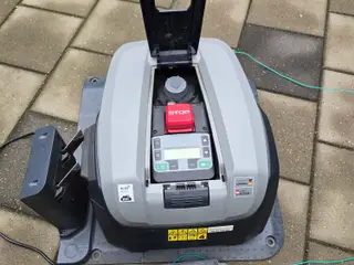 Robolinho 1150w med ladestation -》til reservedele