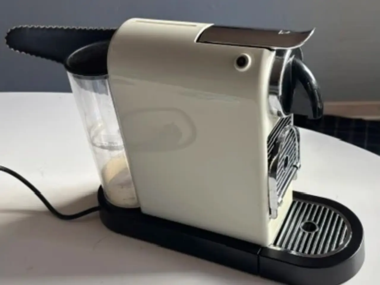 Billede 1 - Nespresso kapsel kaffemaskine cremehvid