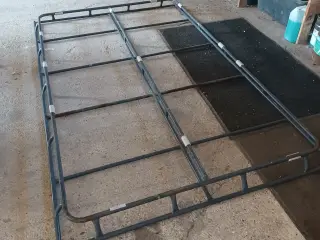 Tagroof sælges