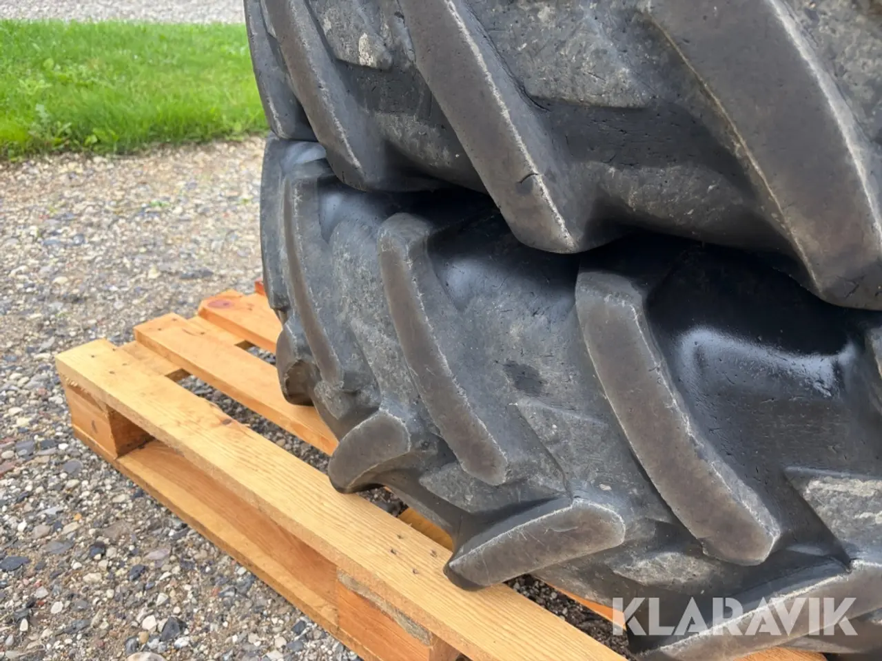 Billede 12 - Traktorhjul New Holland M115 - Forhjul 2 styk