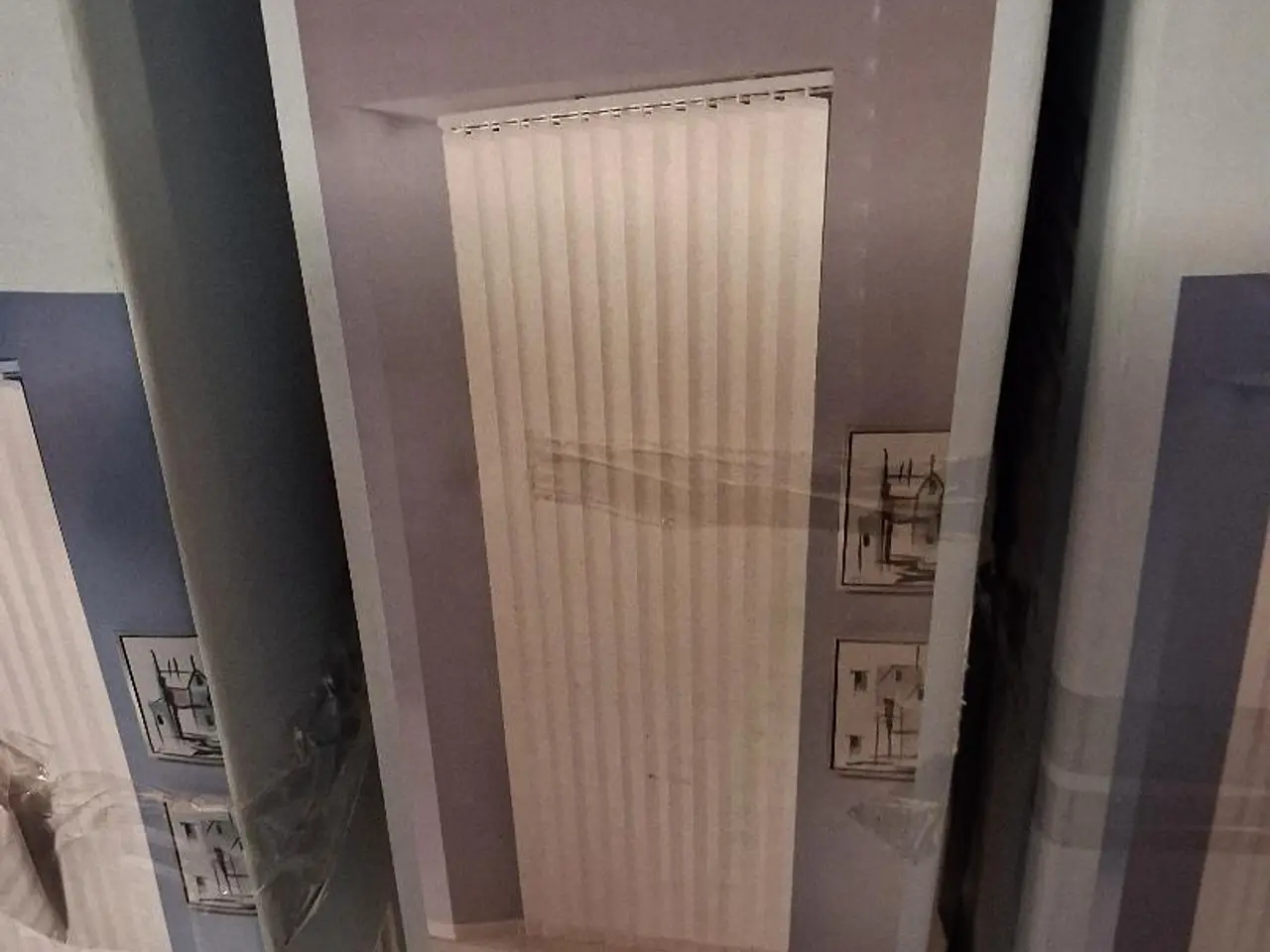 Billede 2 - 3 PK. Nye hvide Lamelgardiner B-100cm x H-250cm.