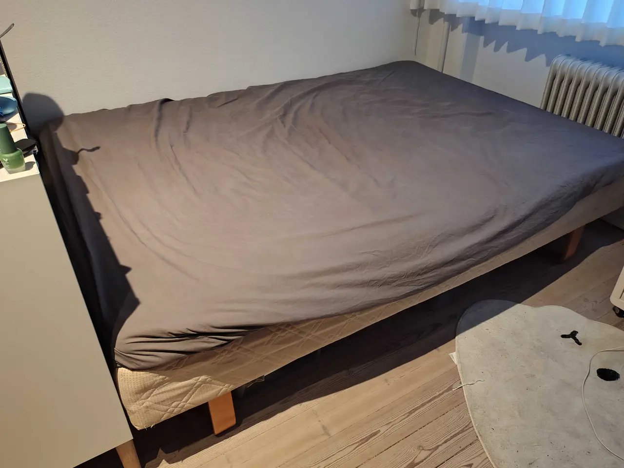 Billede 1 - Seng med alt