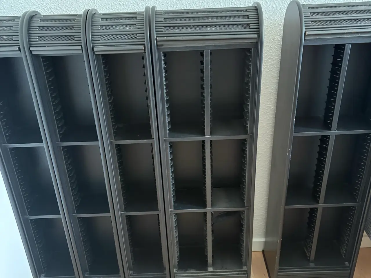 Billede 1 - Cd holder 40 pr stk for alle 5 150kr