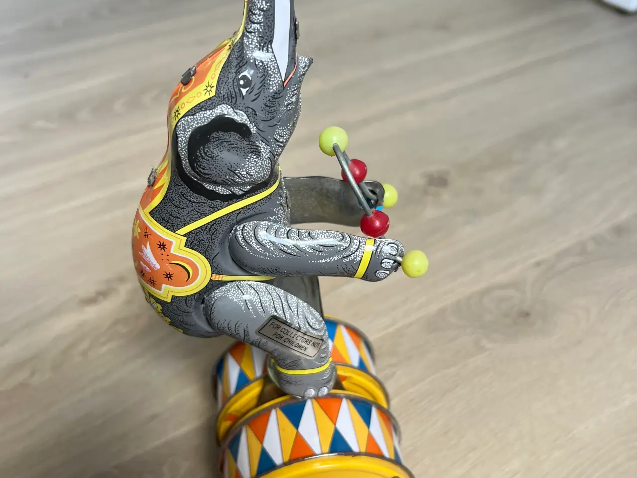 Billede 3 - Elefant på tromme blikfigur