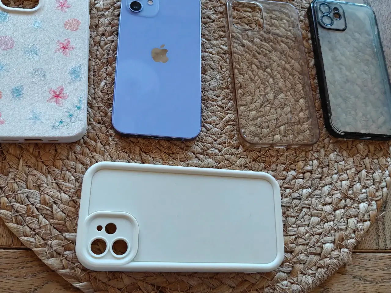 Billede 3 - Iphone 12 m. 5 covers