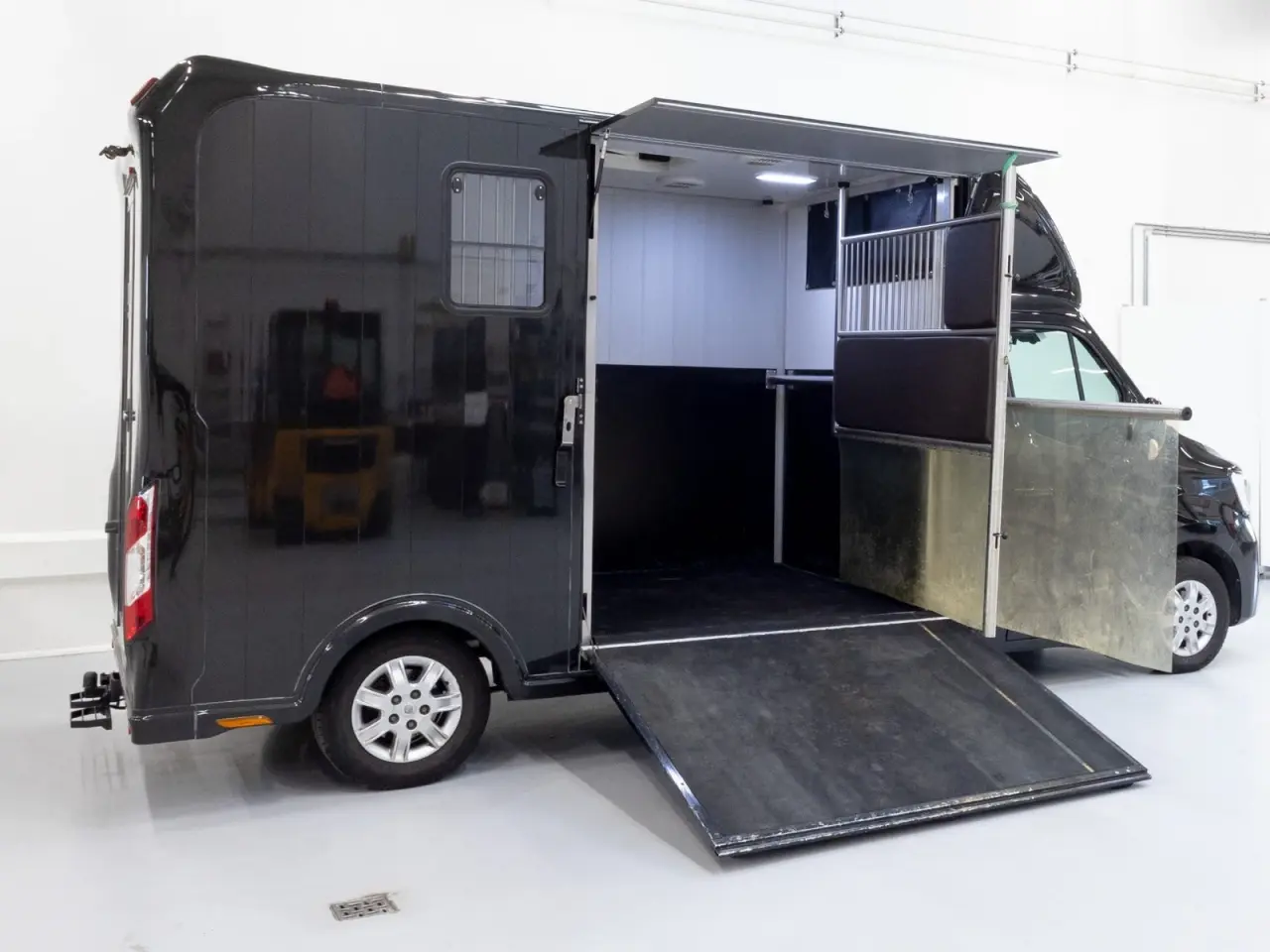 Billede 6 - Renault Master IV T35 2,3 dCi 180 L2 Chassis aut.