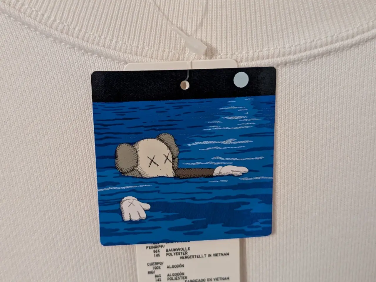 Billede 6 - KAWS x Uniqlo TIDE Langærmet Sweatshirt