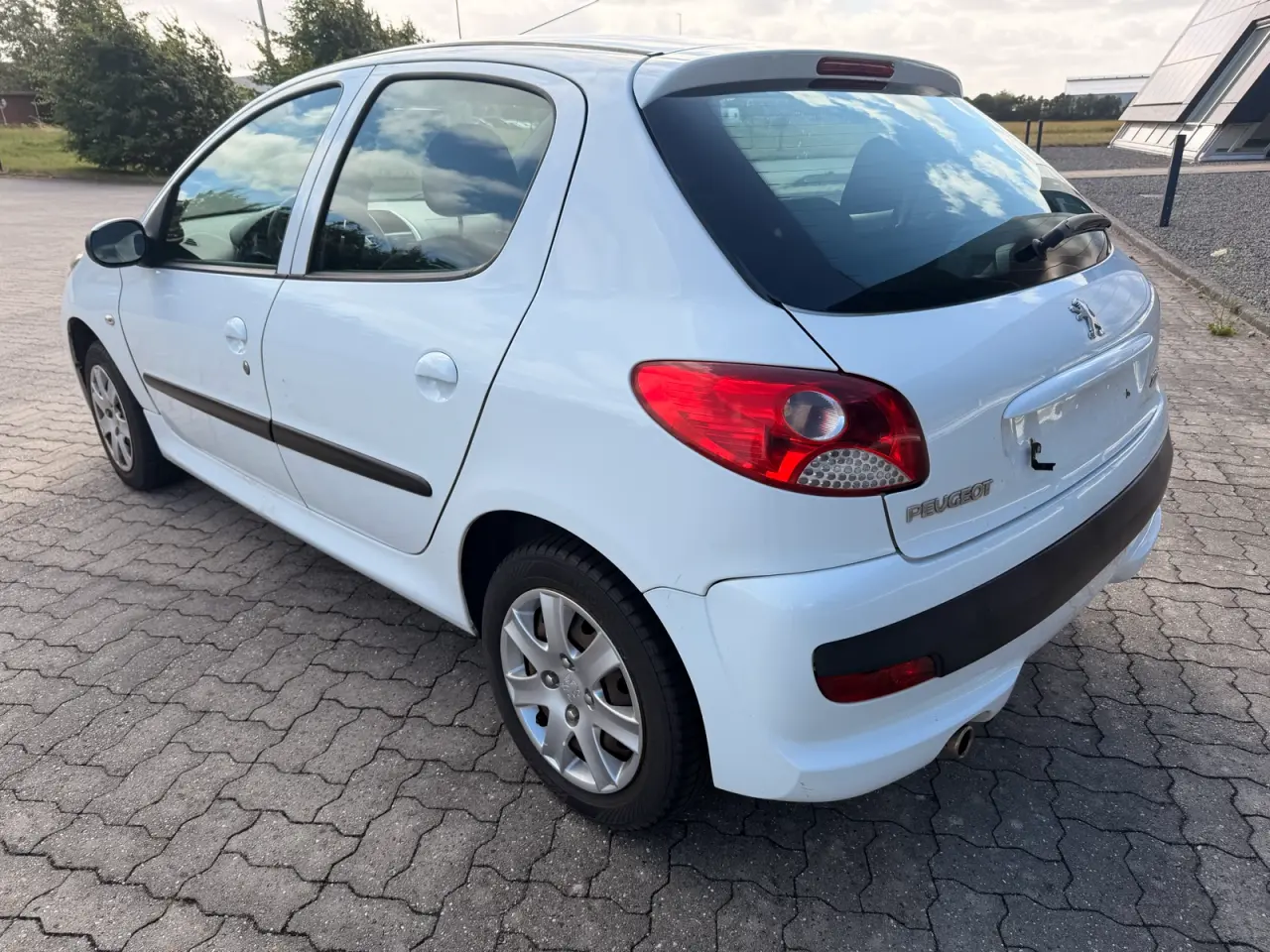 Billede 3 - Peugeot 206+ 1.4 2010. Kun 167.000km