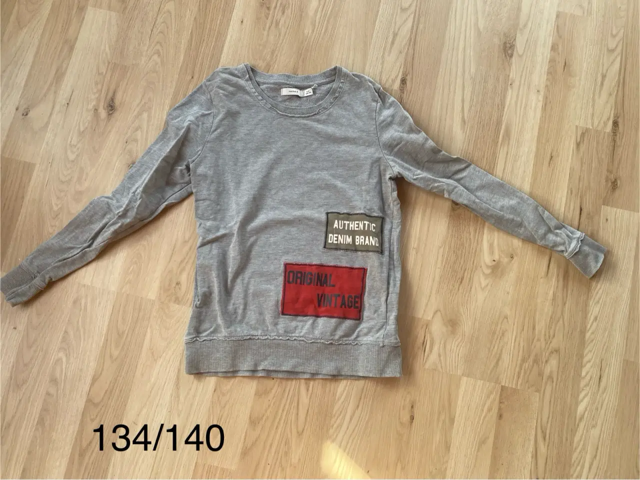 Billede 3 - Drengetøj str 134