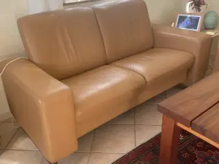 2 og 3 personers Stressles sofaer i læder.