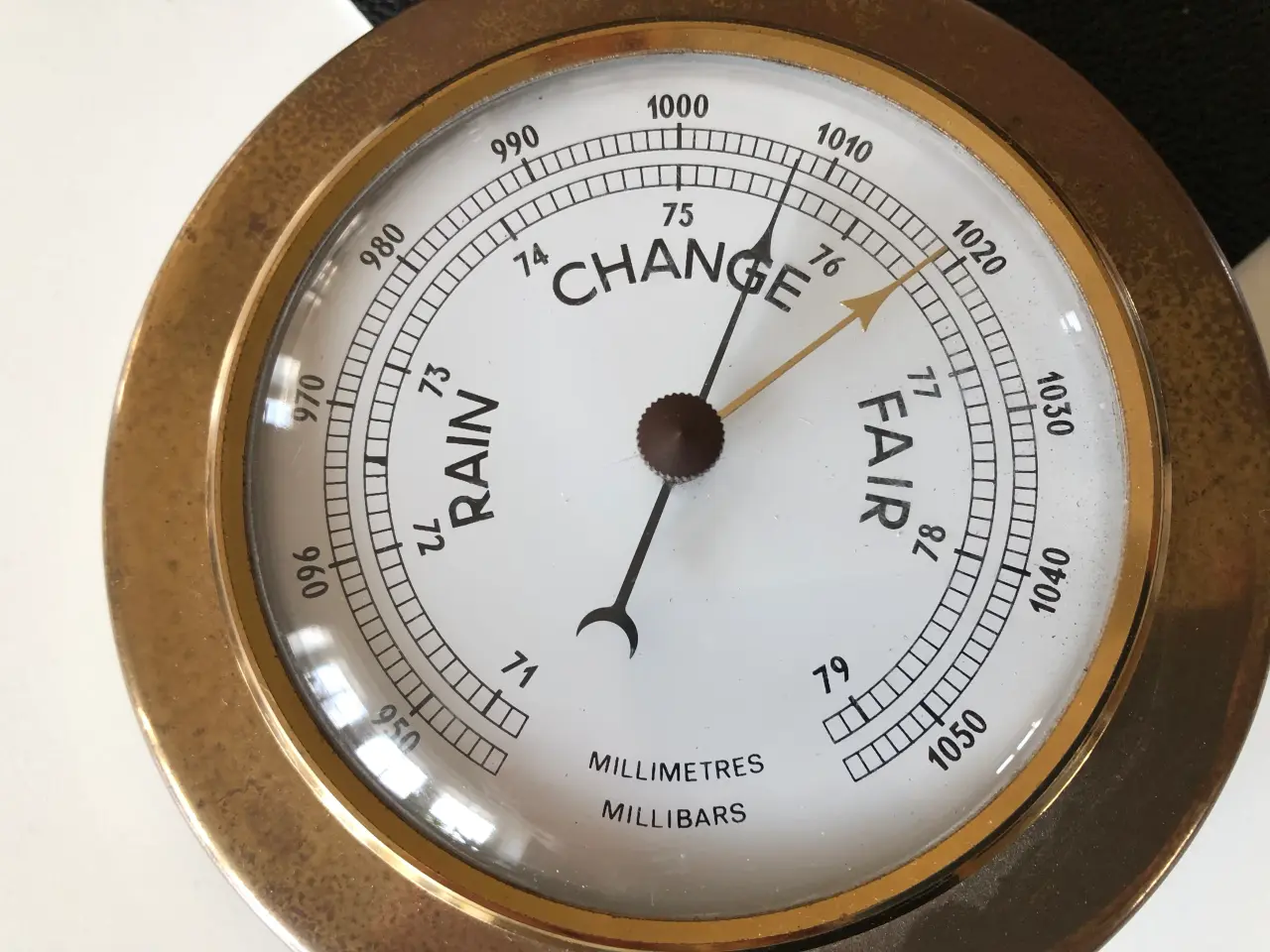 Billede 2 - Flot skibsbarometer i messing med masser af patina