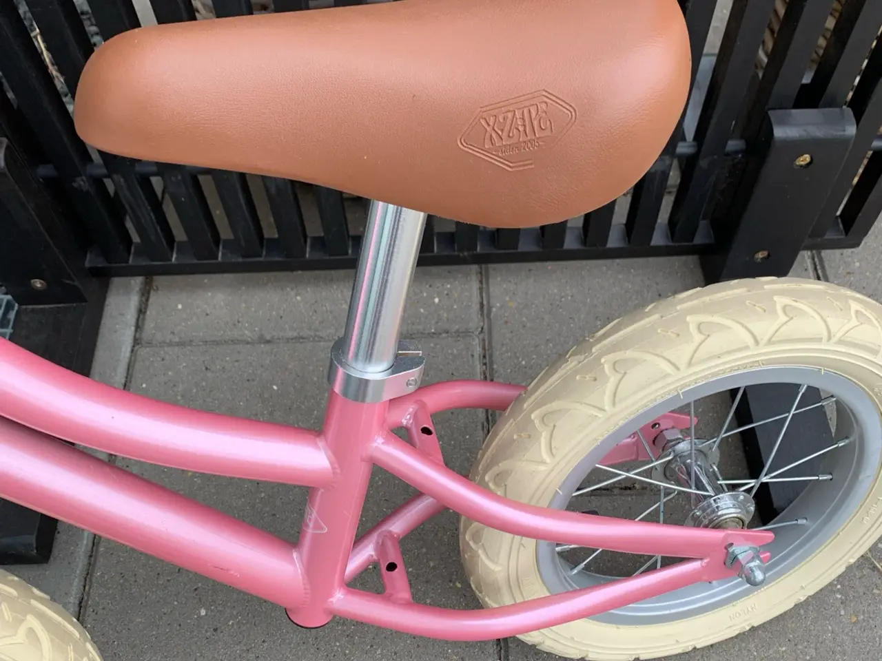 Billede 3 - Løbecykel 12 tommer