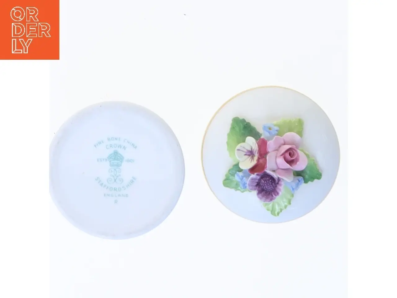 Billede 3 - Dekorativ porcelænsæske med blomsterlåg (str. 5 cm)