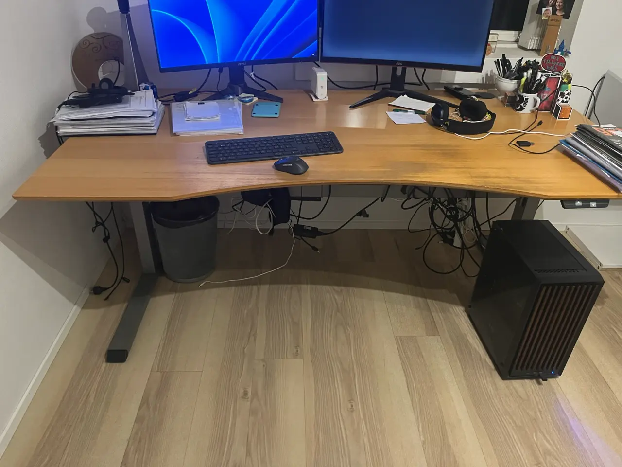 Billede 1 - Stort skrivebord