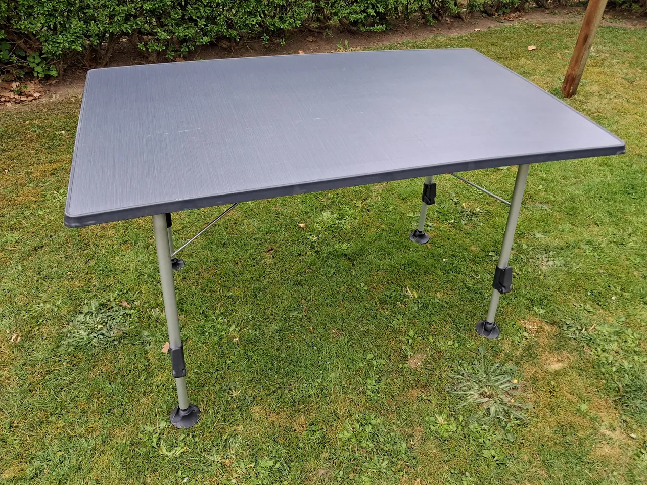 Billede 1 - Stabilt rejse campingbord