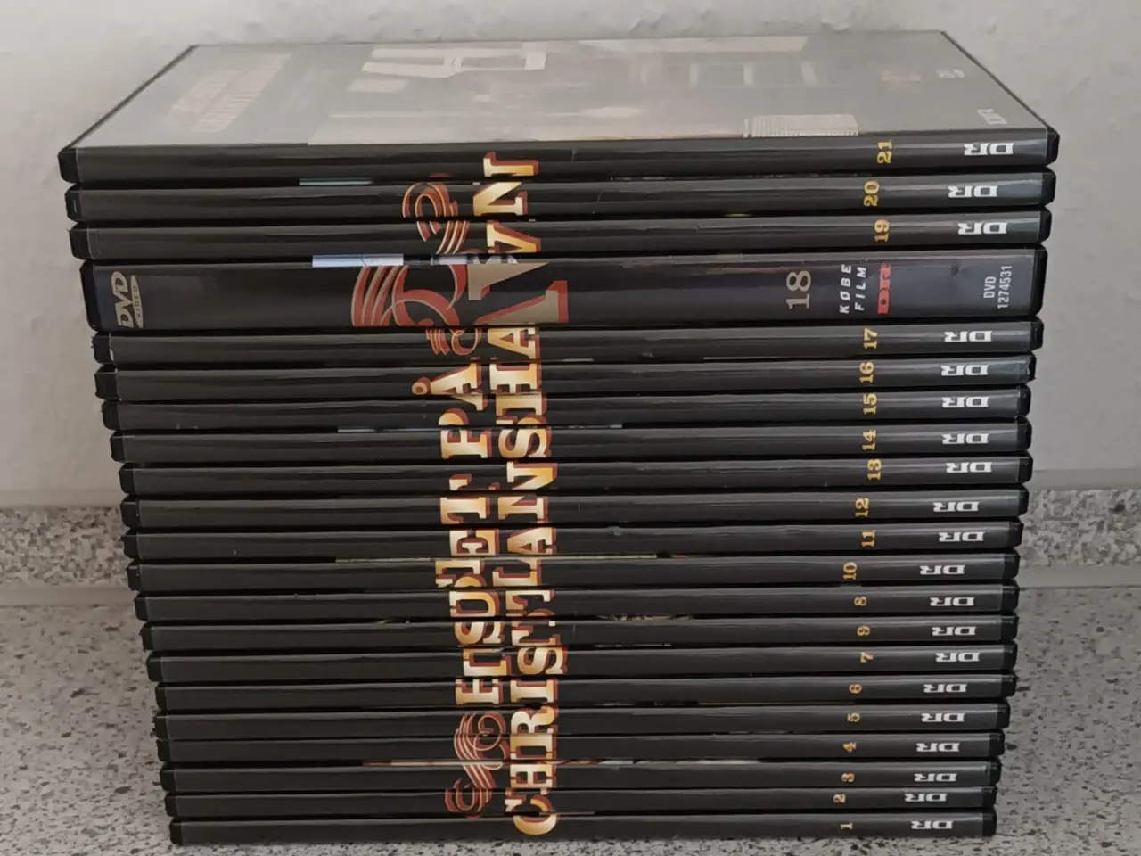 Billede 2 - Forskellige serier på dvd