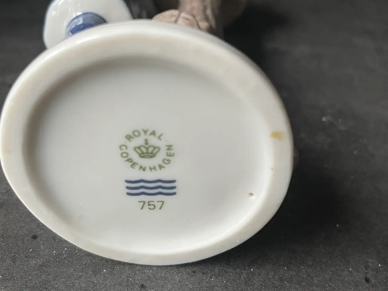 Billede 2 - Royal Copenhagen års figur