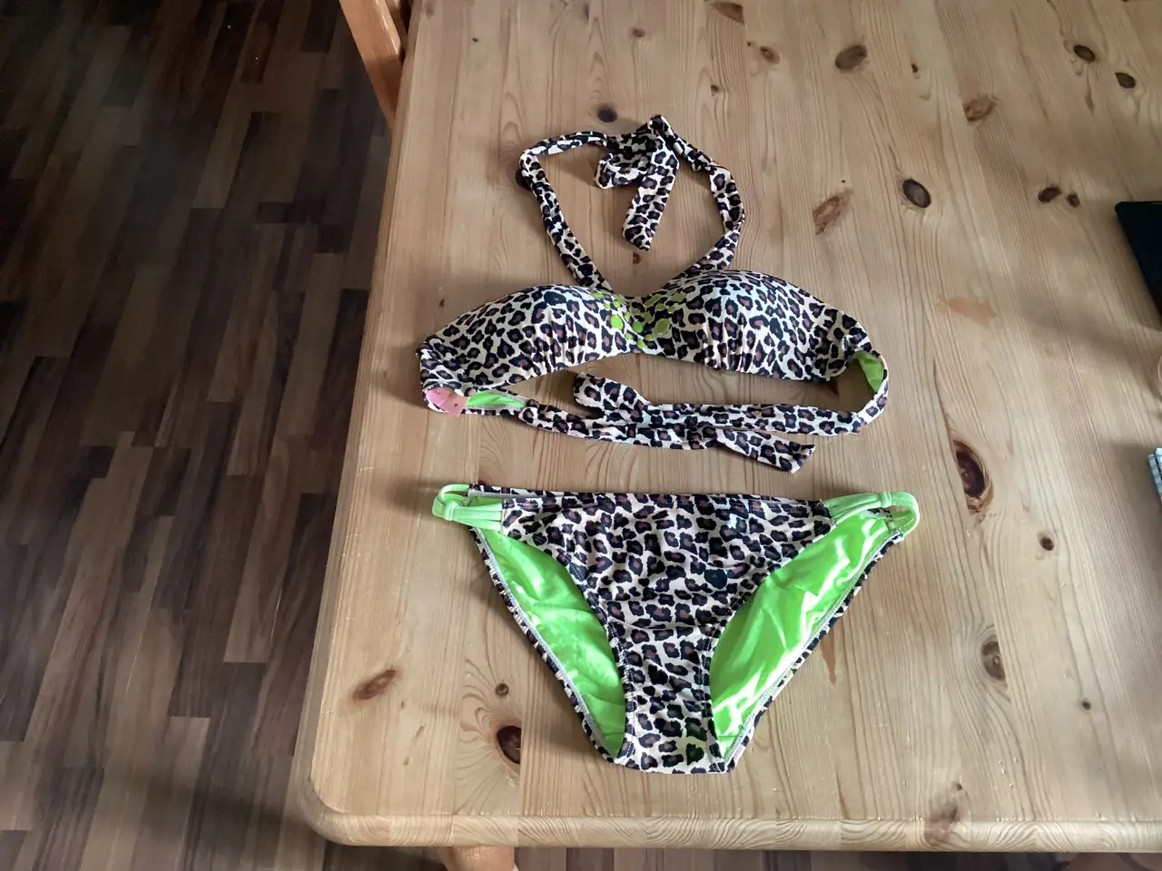Billede 2 - Masser Af Bikini Forsk. Str.