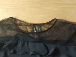 Sort bluse