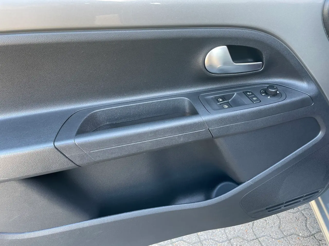 Billede 6 - VW up 1,0 MPI 65HK 3d