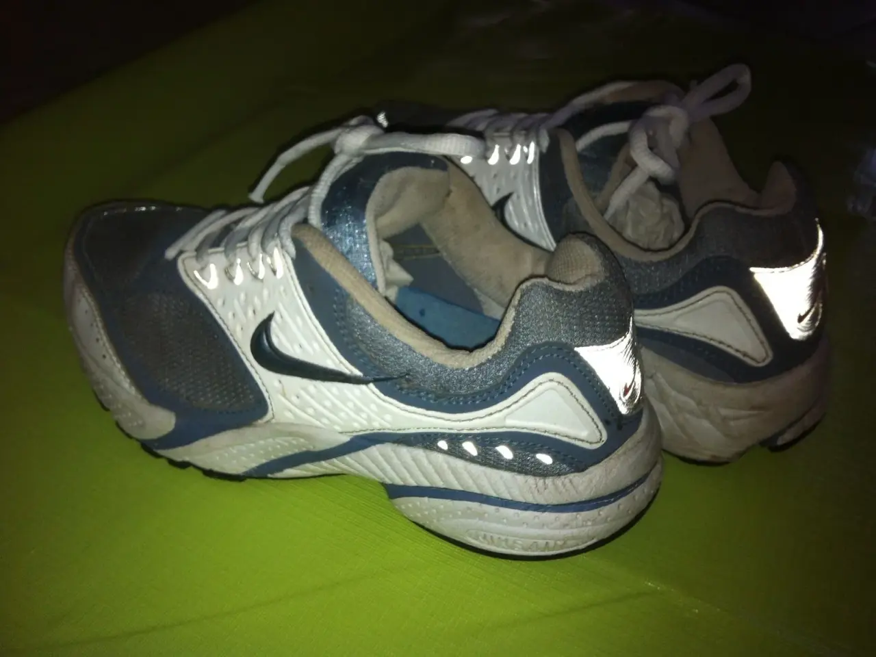 Billede 3 - Nike sko, Str: 37,5; 20kr