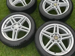 4stk vinter dæk på alufælge siddet på Mercedes cla