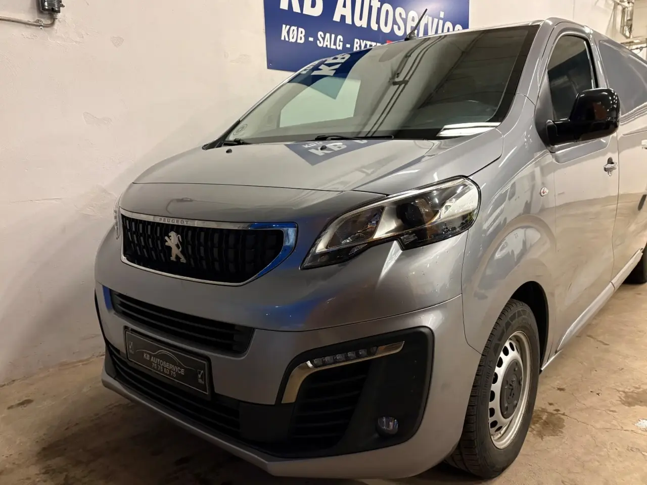 Billede 2 - Peugeot Expert 2,0 BlueHDi 144 L3 Premium EAT8 Van