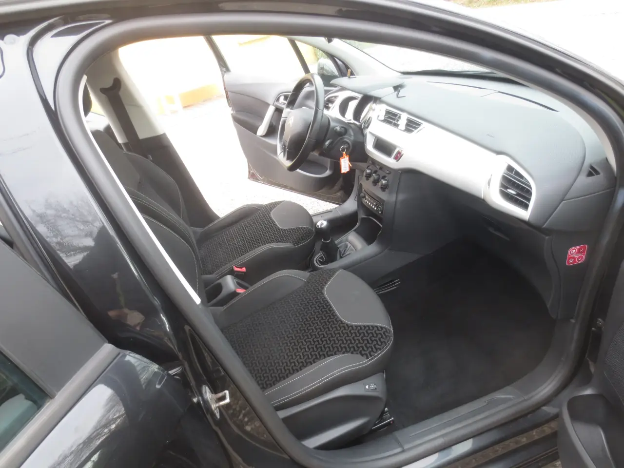 Billede 13 - Pæn Citroen C 3 1,4 HDi Nysynet. 