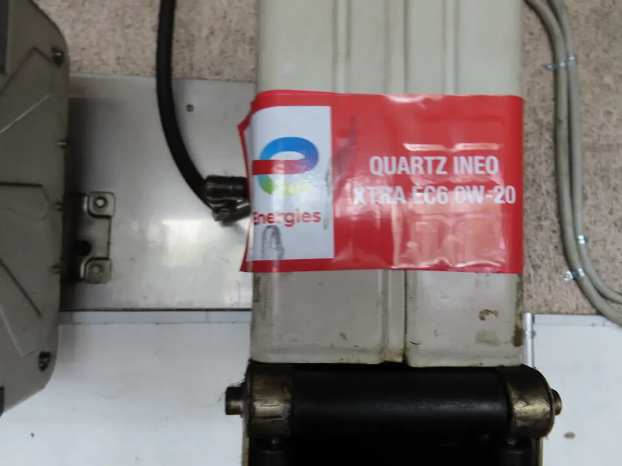 Billede 2 - Slangeopruller til olie TOTAL ENERGIE QUARTZ INEO EXTRA EC6 0W-20